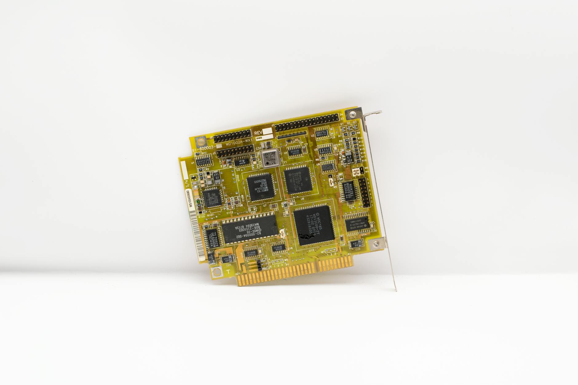 Advanced compute module circuit board for AI applications